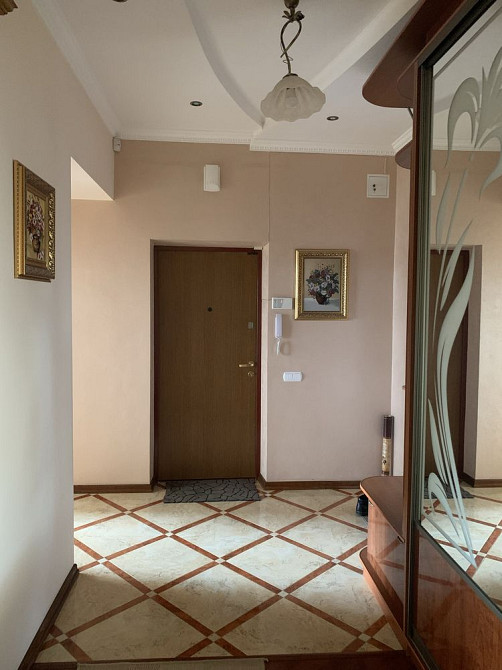 Квартира в центрі міста 114 м.кв Ивано-Франковск - изображение 2