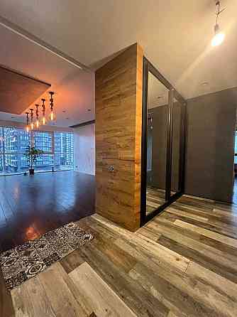 Продаж 3к квартири 124.7 кв. м на вул. Зарічна 1В ЖК "Зарічний" Київ