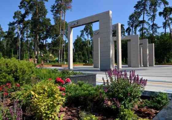 Однокімнатна квартира в Дарницькому районі біля  Парку Київ