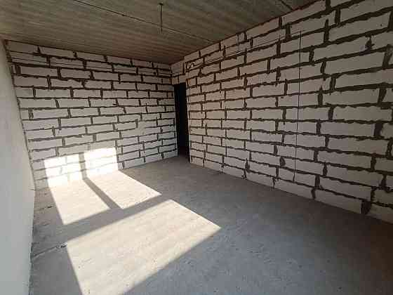 1к, зданий будинок, мінімальне оформлення, зручний поверх Хмельницький