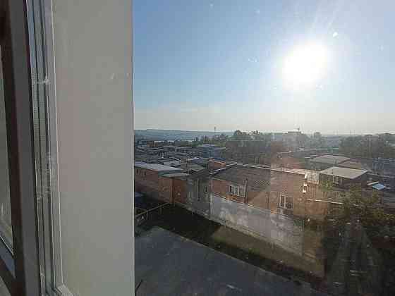 1к, зданий будинок, мінімальне оформлення, зручний поверх Хмельницький