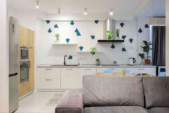 Оренда 3к квартири Кришталеві джерела вул. Метролонічна 109А Київ