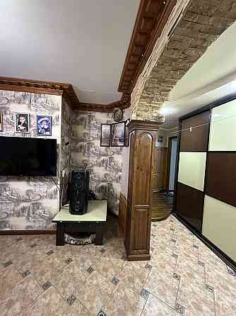 Продається трьохкімнатна квартира в Придніпровськ Дніпро