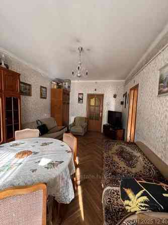 Продається двохрівнева квартира по вул. Коновальця (бічна вул Конотопс Львів