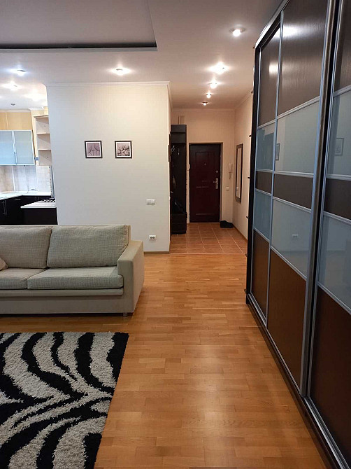 Вишгород, Кургузова вул. 11.  Шикарна 2х кімн. 67 кв.м. Поруч центр Вишгород - зображення 2