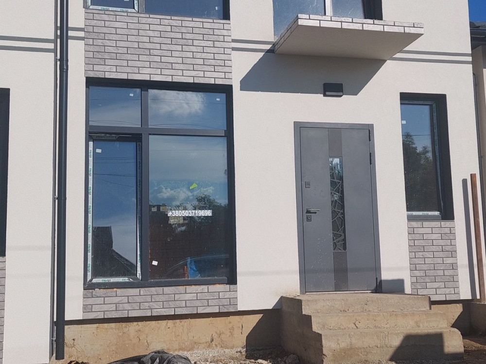 Котедж пров.Гусарський Ужгород - зображення 1