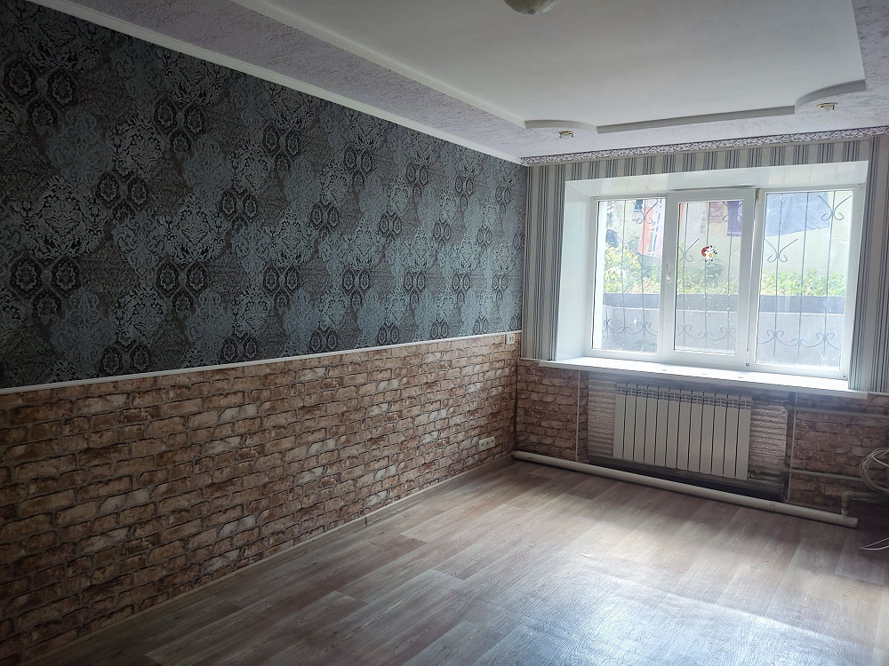 Продам 1 кімнатну квартиру ЦЕНТР Чугуїв - зображення 2