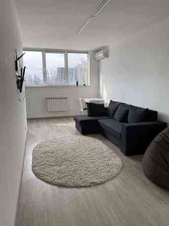 Здам 2-х к. кв. Харківське шосе 19Б ЖК Мегасіті м. Дарниця 5 поверх! Київ