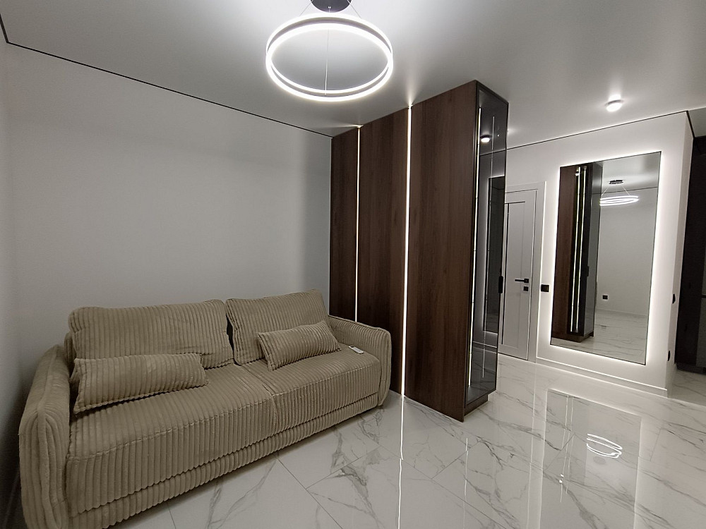 Новинка!стильна простора 1но кімнатна в центрі міста Ивано-Франковск - изображение 8