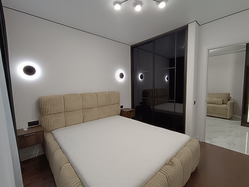 Новинка!стильна простора 1но кімнатна в центрі міста Ивано-Франковск - изображение 6