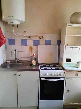 Продам 1 ком. Г.Петрова \ р-н маг. Сильпо Одеса