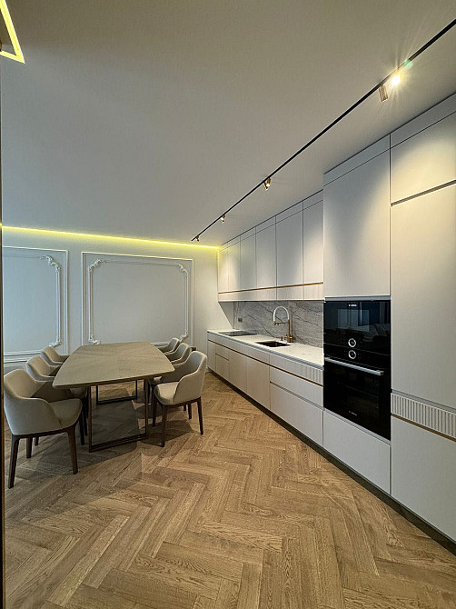 Продаж 3-х кімнатної ЖК Кристал Ужгород - изображение 1