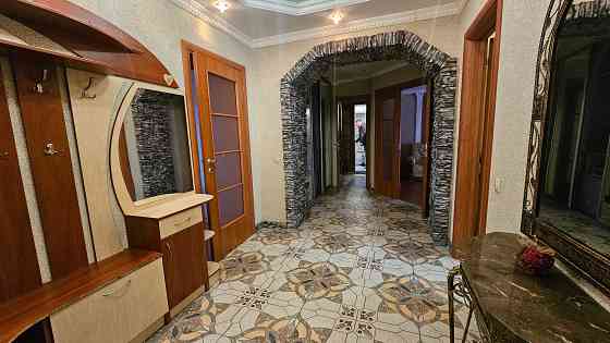 Оренда двокімнатної квартири по вулиці Військова, центральна частина Ивано-Франковск