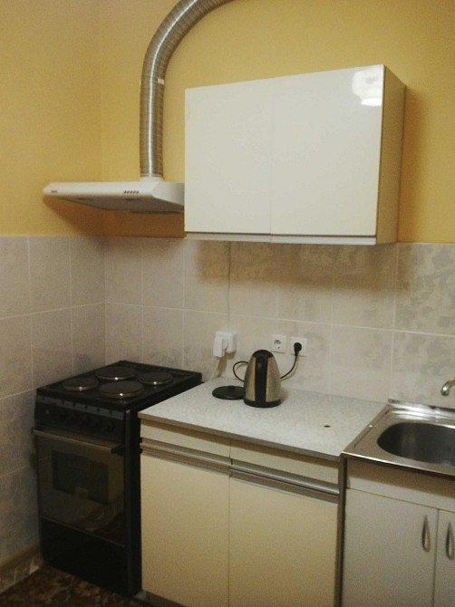 Двокімнатна квартира біля метро Бориспільська довгостроково Київ - зображення 8