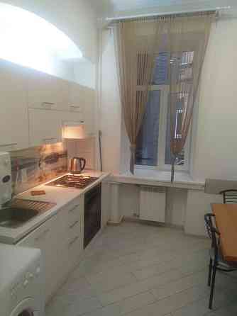 оренда 3к Майдан Незалежності Київ