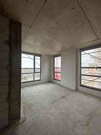 Продаж 3-кімнатна видова біля Озера + кладова за окрему плату Ивано-Франковск