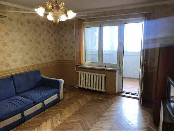 Продается квартира 4 комнаты . Ул. пр. Академика Глушко. Таирова. Одесса