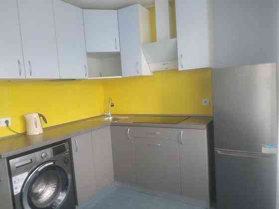 Вул. Шухевича, 2,  квартира з сучасним  ремонтом! Київ