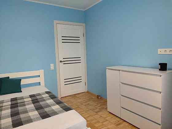 Вул. Шухевича, 2,  квартира з сучасним  ремонтом! Київ