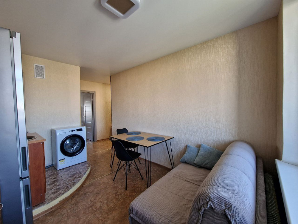 NN S4 Аренда 1 комнатная квартира Салтовка двухбалконка ремонт Харьков - изображение 1