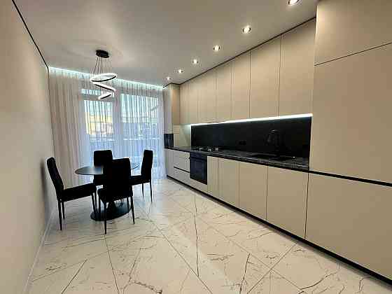 Оренда 1к в ЖК Фемелі Плаза. Перша здача. Центр міста. Ивано-Франковск