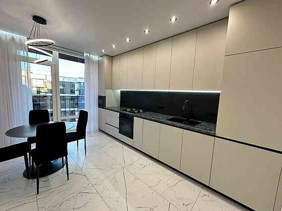 Оренда 1к в ЖК Фемелі Плаза. Перша здача. Центр міста. Ивано-Франковск