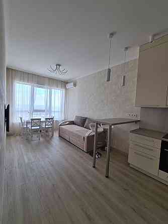 ЖК ЗАРІЧНИЙ, пр. Бажана 1А., Зарічна 1А (в будинку генератор) Київ