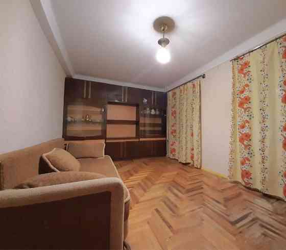 Сдам 2-х ком. квартиру возле Амстора! СВОБОДНА! Запоріжжя