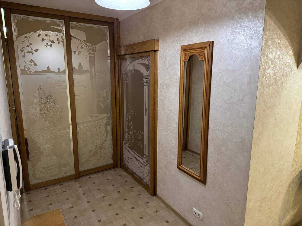 Оренда однокімнатної квартири з ремонтом на вулиці Харківське Шосе 58Б Киев - изображение 8