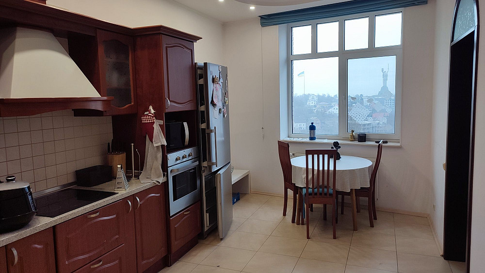 БЕЗ% Центр 4-ная квартира на Печерске ул. Старонаводницкая 6б 130м2 Киев - изображение 2