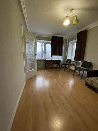 Вул. Братиславська, 24  2-кімнатна Київ