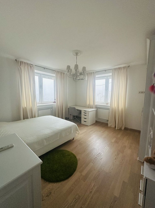 Простора 3-х кімнатна квартира Киев - изображение 4