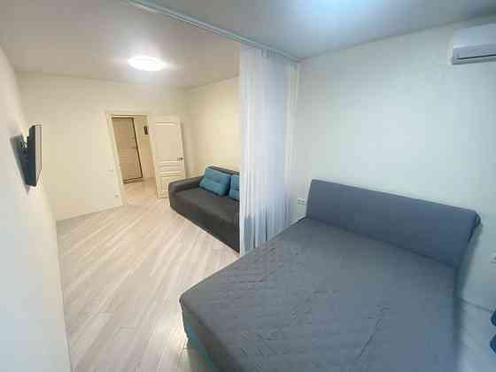 Перша здача 1к з гарним євроремонтом на Драгоманова 2. Київ