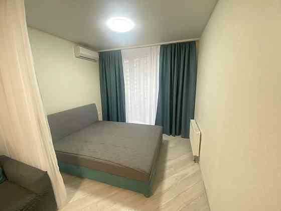 Перша здача 1к з гарним євроремонтом на Драгоманова 2. Київ