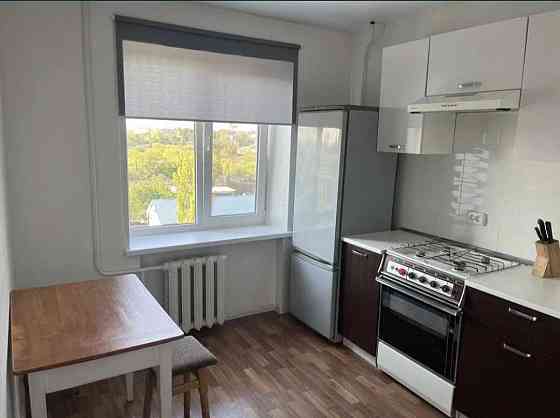 Сучасна квартира з меблями і технікою. Запоріжжя