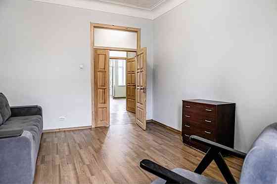 2х к.из. Сталинка,70м2 вблизи Госпрома. Цена снижена. Реальная. Харьков