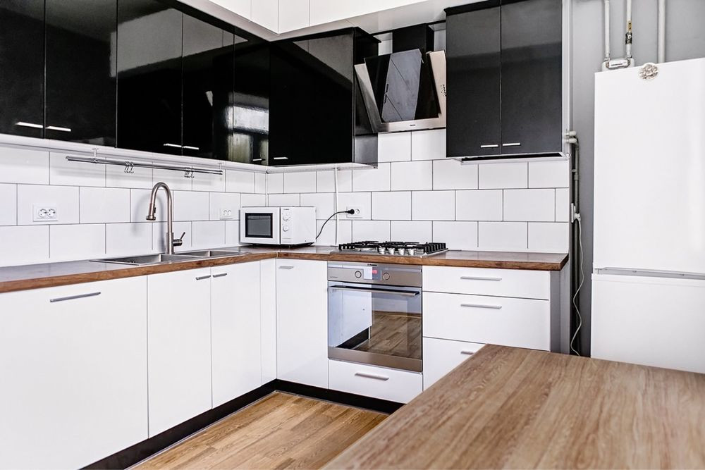 2х к.из. Сталинка,70м2 вблизи Госпрома. Цена снижена. Реальная. Харьков - изображение 1