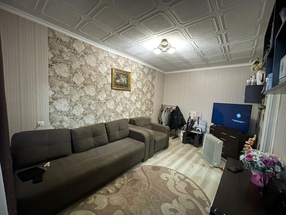 Продається 1-кім Депот Чернівці - зображення 1