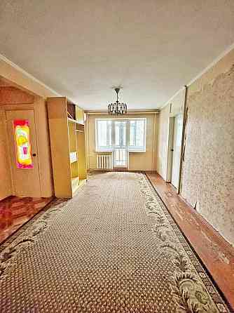 Продам 2к.кв. 2/5, 44 Квартал. Кривой Рог