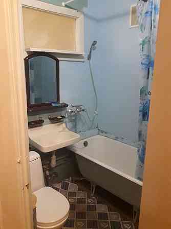 Власник! Без % Продам 1 кімнатну О. Левицького 17 на Лісовому масиві Київ