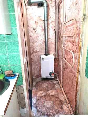 Продам 2х комн. квартиру на ул. Пастера, АГВ, гараж, палисадник Одеса