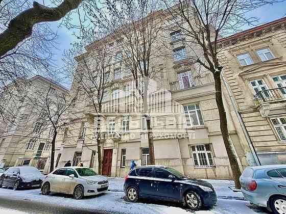 Продаж унікальної квартири вул. Гоголя в Австрійському люксі з ліфтом Львів