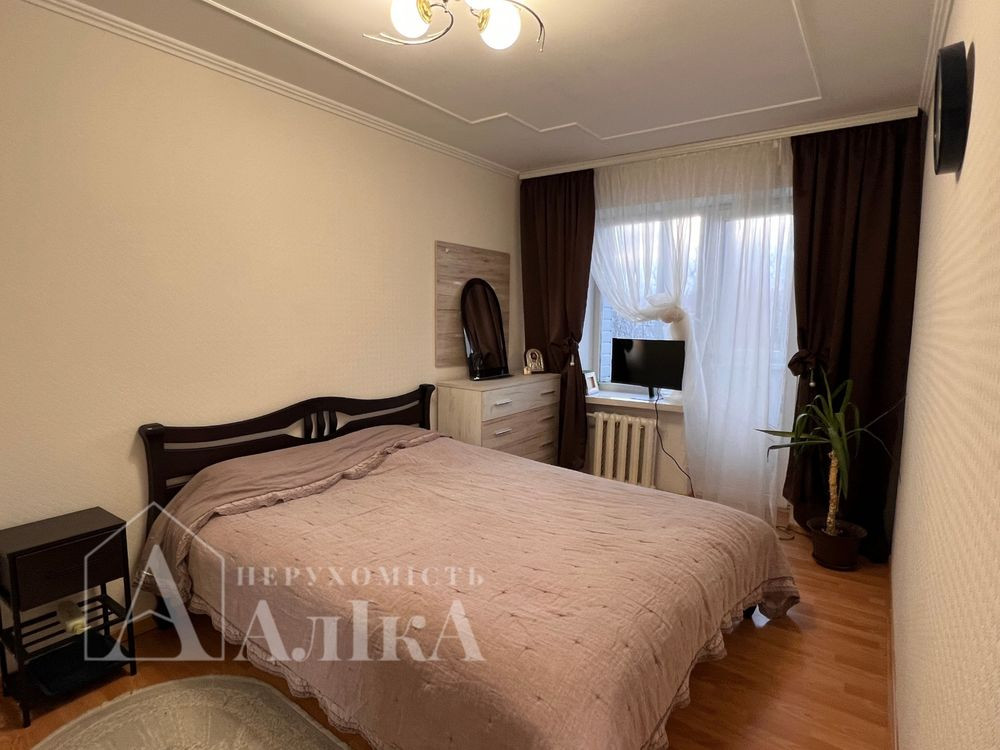 Продам хорошу 2-кімнатну квартиру з ремонтом! Каменец-Подольский - изображение 1