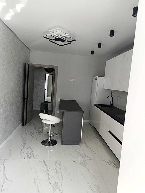 Сдается 1 ком, Евро Ремонт! Кухня студия и Спальня! Новый дом! Черноморск - изображение 3