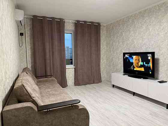 1 к-без %! Метро Харківська ( 3 хв. Пішки) Київ