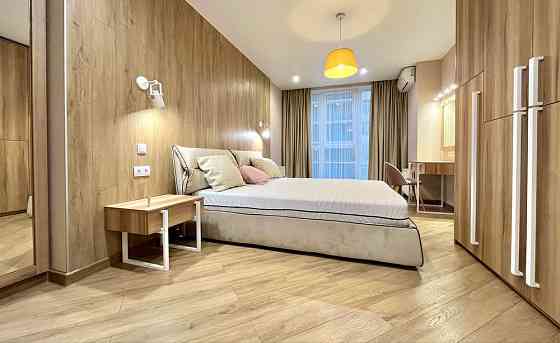 Оренда 2-к ЖК Адамант Липківського 33А (Урицького) Київ