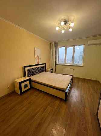 Оренда 2к квартири ЖК Либідь метро Палац Україна Либідська Центр Київ