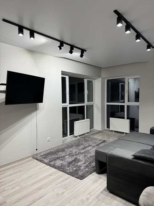 Оренда Красивої 2-х Кімн, Власні Паркомісця Закрита Територія 500$ Луцьк - зображення 8