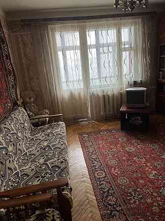 Здається 2х кім. квартира     по вул. Скальда ціна8000гривень Черновцы