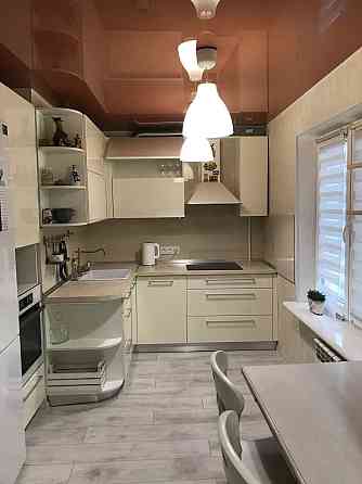 Сдается 3к квартира, ул. Св. Николая, Александровский р-н Запоріжжя